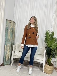 SWEATER BORDADO BESOS (MG507)