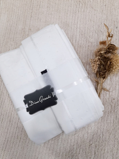 Juego de Sábanas Dina Gerade® percal mixtas - Queen | Plumeti blanco - Alfama Blanqueria