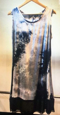Imagen de Vestido batick con gasa abajo