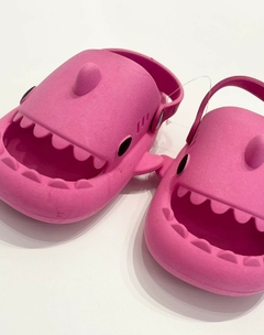 OJOTAS TIBURONSIN FUCSIA - comprar online