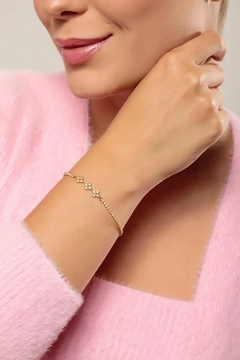 PULSEIRA RIVIERA TRÊS TREVOS APP - comprar online