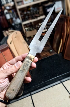 Tenedor Artesanal Parrilla 2 Puntas En Arado - comprar online