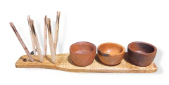 Set De Picada En Algarrobo, Tabla + 3 Cazuela + 6 Pinches A