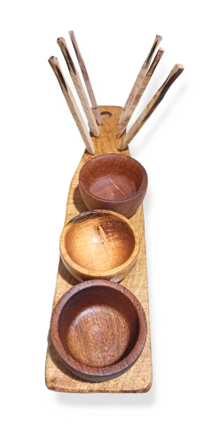 Set De Picada En Algarrobo, Tabla + 3 Cazuela + 6 Pinches A - comprar online