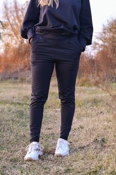 Jogger Comfy negro - frisa