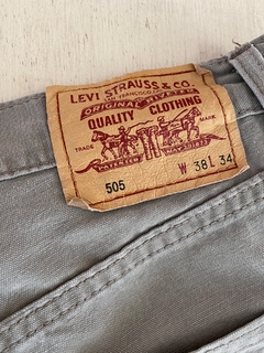 JEAN LEVI’S BEIGE OSCURO - comprar online