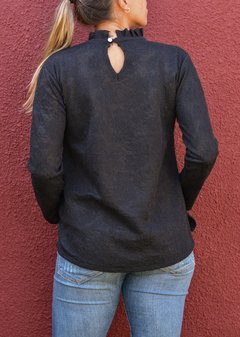 Blusa Bisa encaje en internet