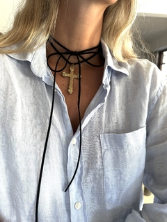 Collar CROSS negro