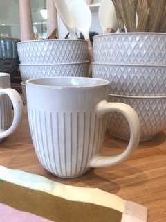 TAZA IZZY