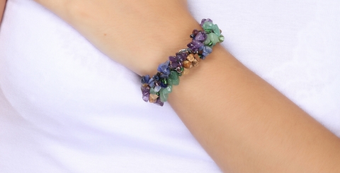 Pulseira em crochê no arame Pedras Naturais - Serra