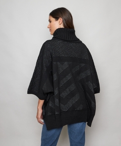 PONCHO MARIANELLA