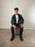 Jean skinny gris con roturas en internet