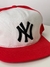 Gorra NY roja y blanca