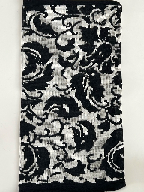 Cuello luan negro y blanco