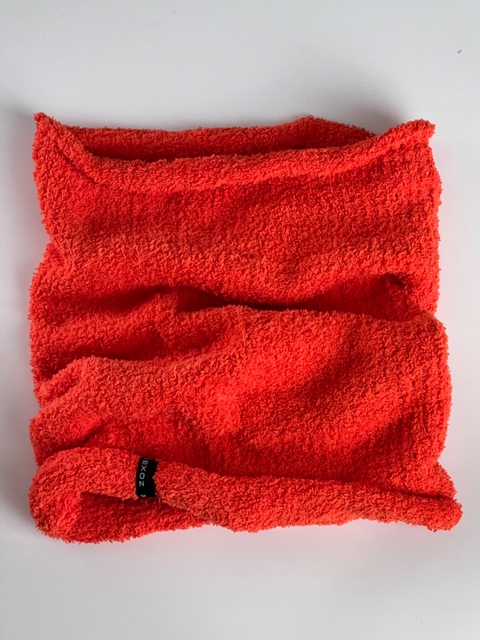 Cuello peluche naranja