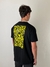 Remera over skull negra en internet