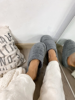 PANTUFLÓN GREY - tienda online