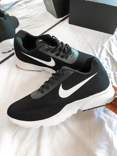 ZAPAS NIKE DEPORTIVAS BLACK