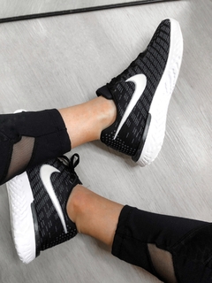 ZAPAS NIKE B/W