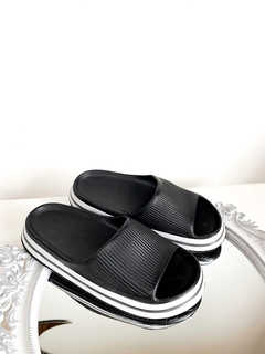 OJOTAS SLIPPERS BLACK