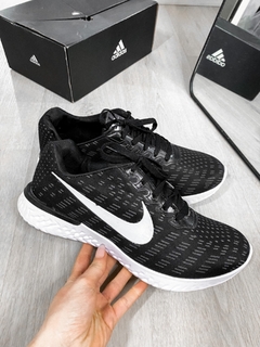 ZAPAS NIKE B&W MEN - Khalea