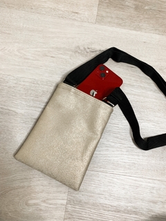 PORTACELULAR GOLD - comprar online