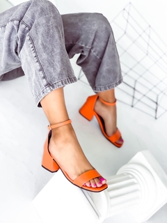 SANDALIAS MELEK NARANJA en internet