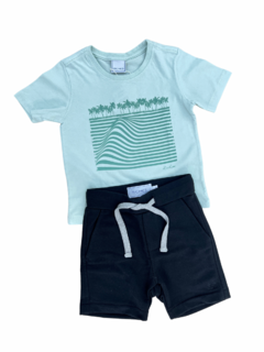 CONJUNTO T-SHIRT E BERMUDA MOLETOM - comprar online