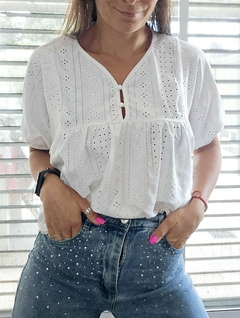 Blusa brodery elastizado - comprar online