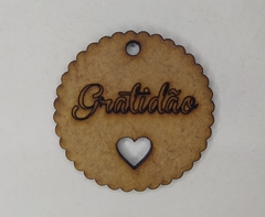 Tag redonda com borda rendada VÁRIAS PALAVRAS de MDF recorte a laser 3.8cm - cod 9097 - loja online