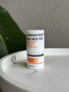 Protector solar barra Mesoprotech sun protective reparador stick 100 - comprar online