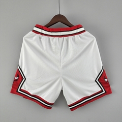 Short Chicago Bulls na internet
