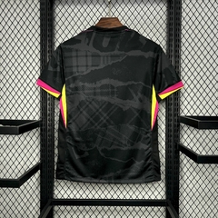 Camisa Chelsea 2025 na internet