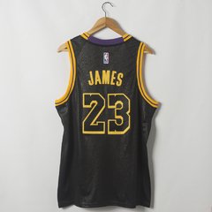 Camisa Los Angeles Lakers - James 23, Davis 3 na internet