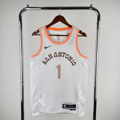 Camisa San Antonio Spurs Silk - Wembanyama 1 Duncan 21, Parker 9, Ginobili 20