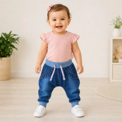 Calça Jeans Bebê Menina com Frufru Moda Blogueirinha - 8040 - Patrulha Street - Moda Bebê e Infantil