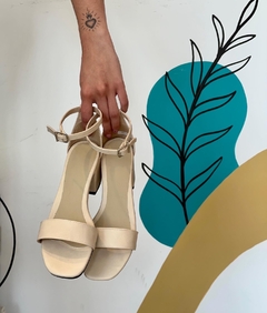 Sandalias Zoe hueso - comprar online
