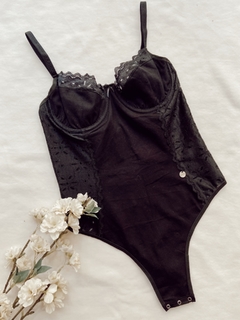 BODY FLORE