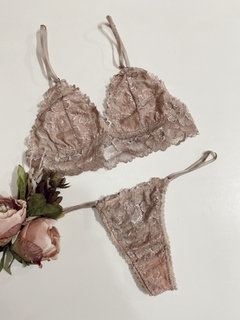 CONJUNTO FANTASY AVELLANA