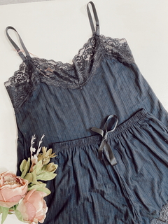 PIJAMA AURORA BLACK - comprar online