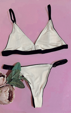 CONJUNTO JAZMIN NATURAL / BALCK en internet