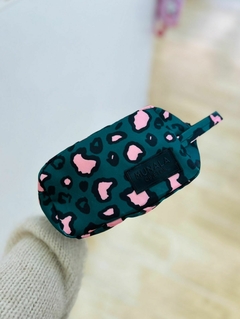 NECESER ESTAMPADO MEDIANO