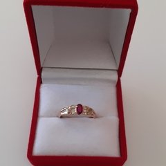 DOBLE CON PIEDRA ROJA 1,8 GR