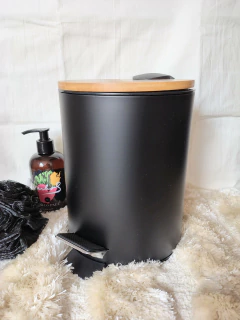 Cesto baño tapa bambú negro