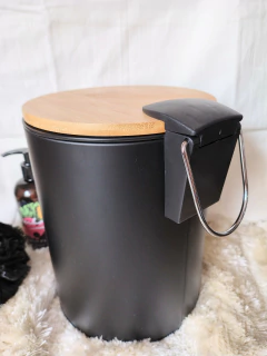 Cesto baño tapa bambú negro - comprar online