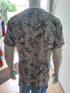 Camiseta Floral Cinza 45173/1 - Desert - Zona Sul Boutique