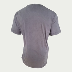 Camiseta Básica Cinza Noti 73860 - Hangar 33 - loja online
