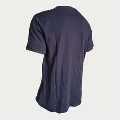 Camiseta Marinho Império 7900 - Hangar 33 - loja online