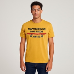 Camiseta Mantenha-se Nos Eixos - Jonny Size - comprar online