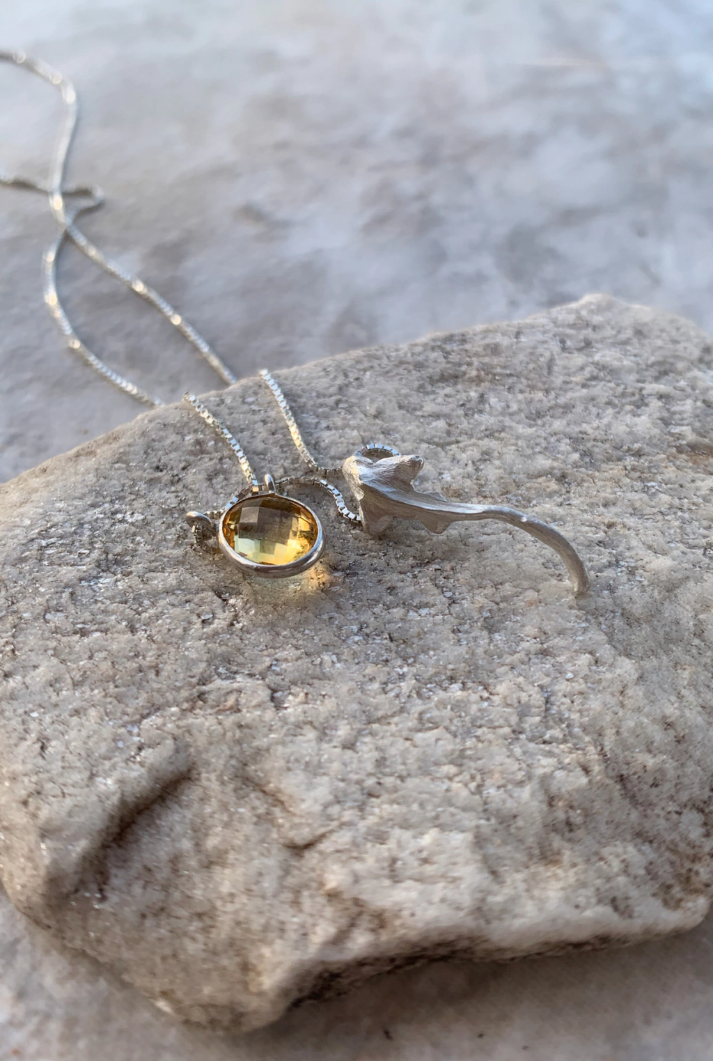 Escapulário Arraia Citrino